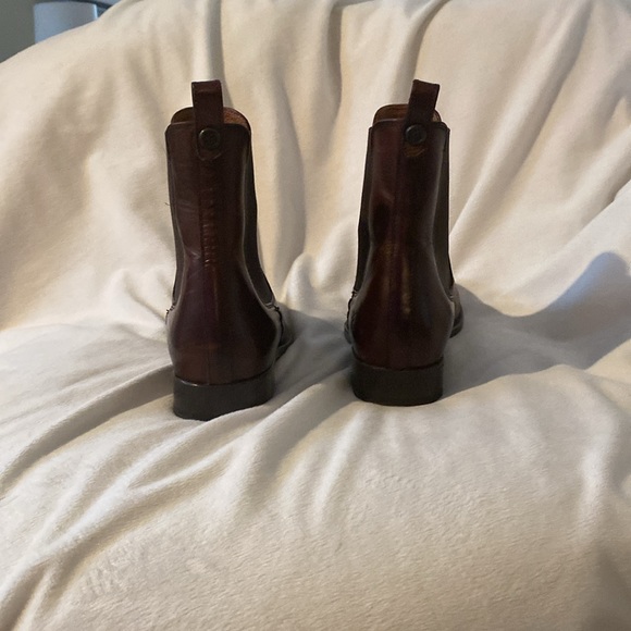 Like new Frye ankle boots - Picture 5 of 5